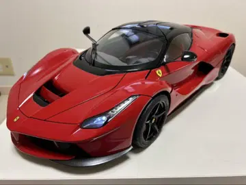 아셰트 LaFerrari 부속품 포함