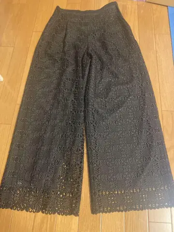 룰루윌비 격자 케미컬 턱 팬츠 블랙