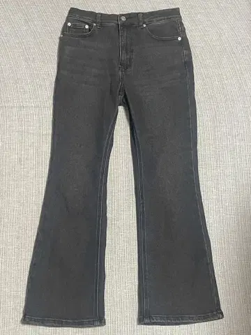 [ coca/코카 ] 블랙 플레어 데님 팬츠