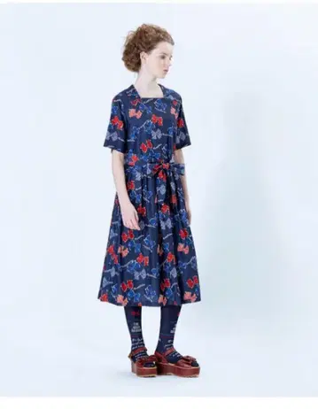 미사용 새상품 제인 마플 기념일 리본 마린 컬러 드레스