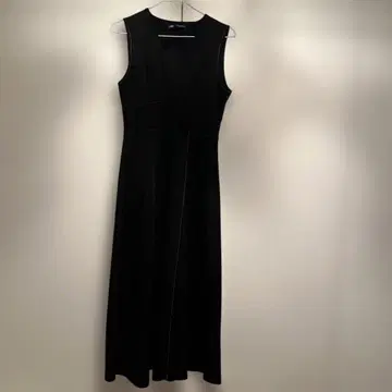 ZARA 블랙 슬리브리스 롱 원피스