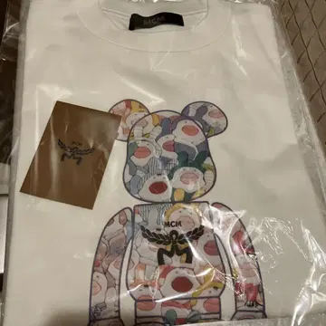 MCM 베어브릭 프린트 T셔츠 화이트