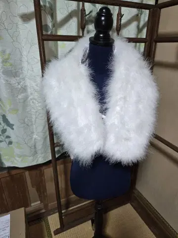 페더 숄 성인식 파티 깃털 목도리 화이트