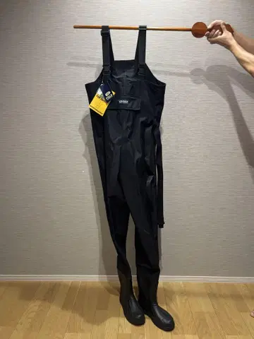 FIELD COLLECTION 립 가슴장화