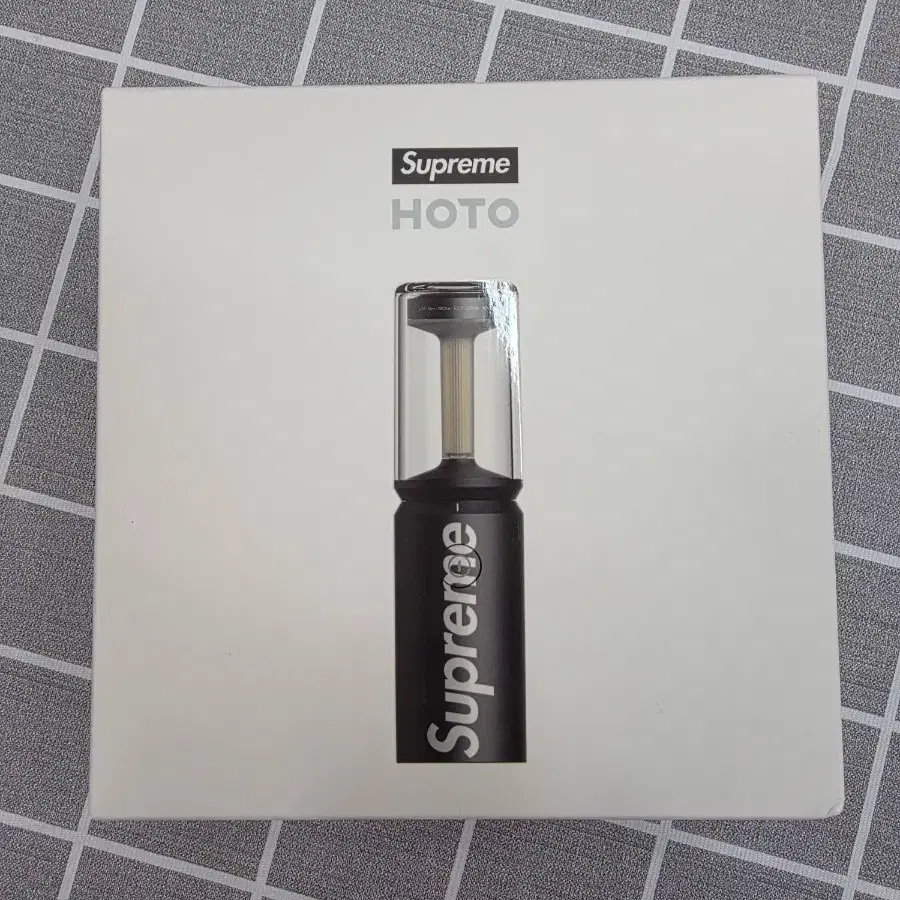 Supreme Hoto Camping Lantern Black on Bunjang Global Site.