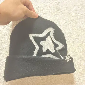 스타 팀 니트 비니 블랙