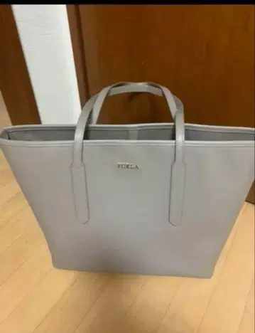 FURLA 그레이 토트백 대용량
