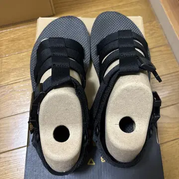 Teva 블랙 스포츠 샌들