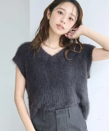 BASEMENT online 베이스먼트온라인 샤기 V넥 베스트