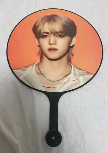 에스쿱스 BE THE SUN 부채