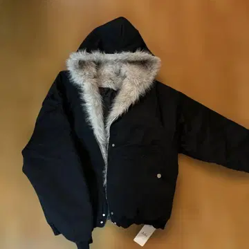 [ 미사용!!! ] 퍼 자켓 블랙 y2k