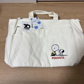 스누피 화이트 토트백