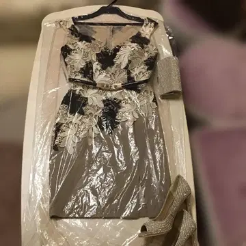 JEAN MACLEAN IRMA 레이스 슬리브리스 드레스