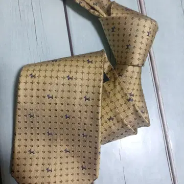 골드 실크 넥타이 강아지 무늬 약 8cm