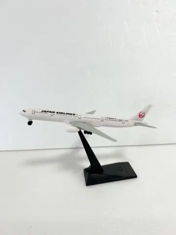 Japan Airlines 항공기 모델 스탠드 포함
