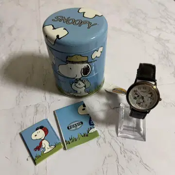 m3242 FOSSIL PEANUTS SNOOPY 손목시계 레트로