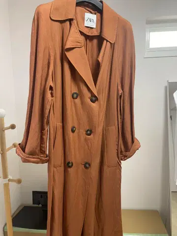 ZARA 오렌지 트렌치코트