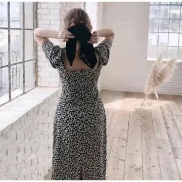 Her lip to cherry one piece 2019AW