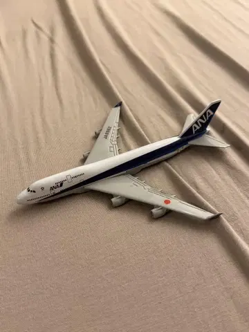 ANA 항공기 모델 747-400