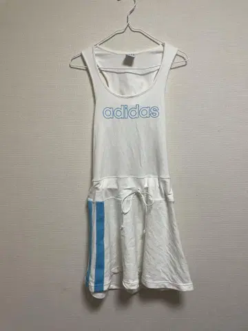 adidas 슬리브리스 원피스 M 화이트