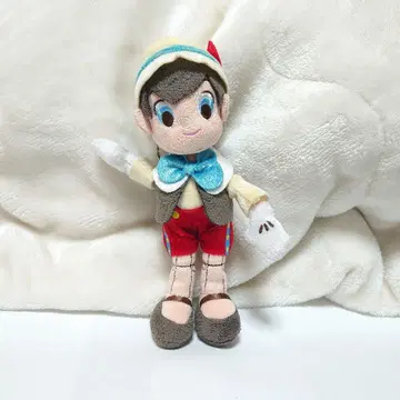 피노키오 인형 배지