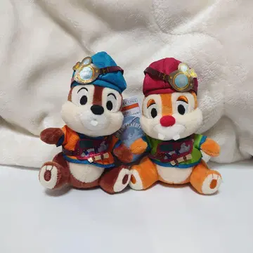 디즈니 드림 스테이크 플라이트 칩과 데일 인형 배지 세트