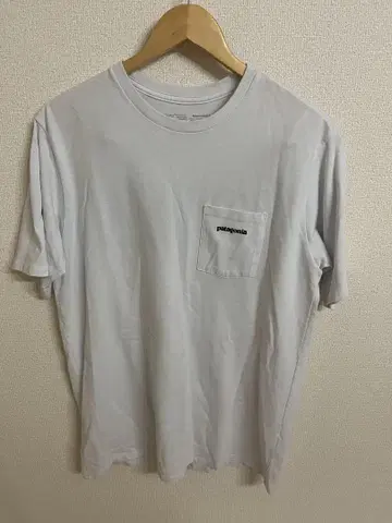 patagonia 라이트 그레이 T셔츠 M 사이즈