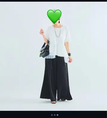 새상품 AIJAN 화이트 플레어 T셔츠 팬츠 셋업