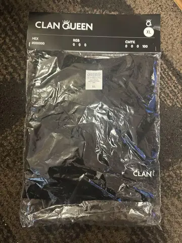 CLAN QUEEN XL 블랙 T셔츠