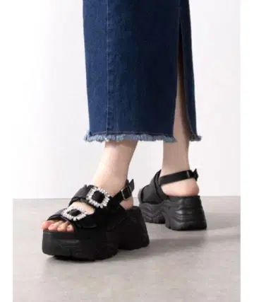 미사용급 Mafmof(마프모프) 통굽 비쥬 샌들 블랙 24.5cm
