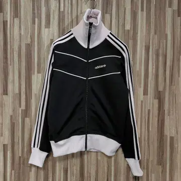 adidasOriginals 트랙 자켓 하이넥 블랙 핑크