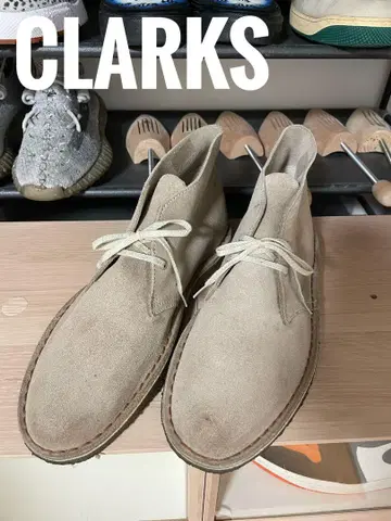 CLARKS original 베이지 스웨이드 부츠