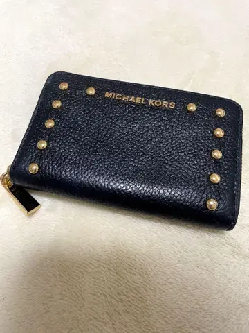 MICHAEL KORS 스터드 장식 코인 케이스