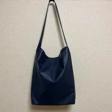 쿠리하라 하루미 인조 가죽 마르쉐 백 네이비 레가토 라르고 경량 백