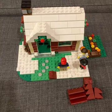 2점째부터 200엔 할인됩니다 레고 하우스와 피규어 3체 세트