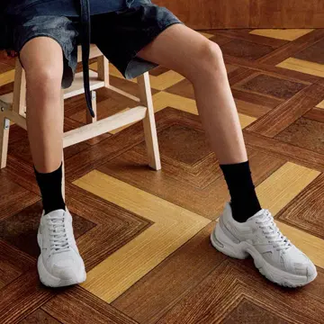 메쉬 대비 장식 청키 스니커즈 / 화이트