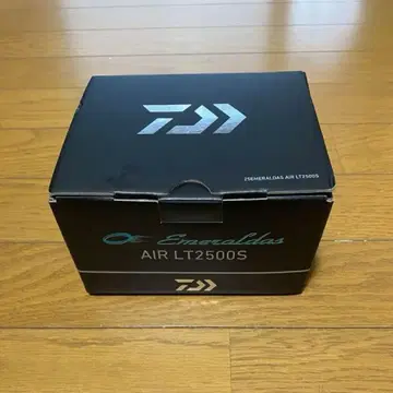 미사용 다이와 25 에메랄다스 AIR LT2500S