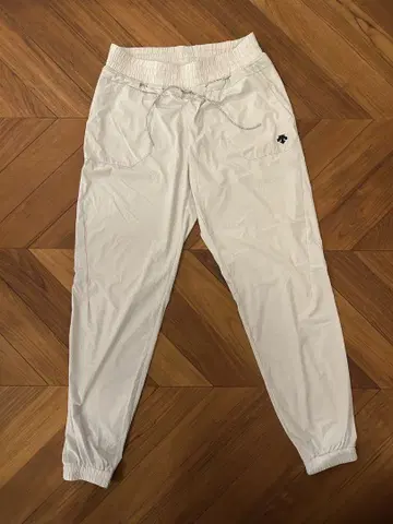 DESCENTE 나일론 조거 팬츠 M 화이트 그레이