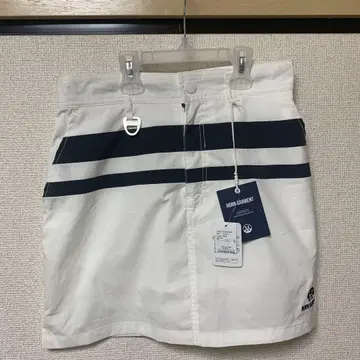 [ 새상품 미사용 택 포함 ] HORN GARMENT 화이트 골프 스커트