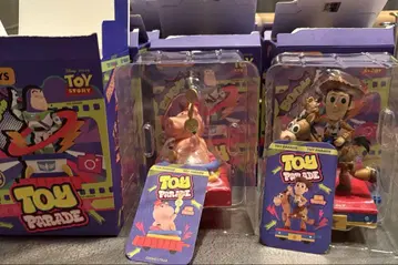 52toys 토이스토리 우디와 햄 세트