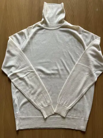 JOHN SMEDLEY 터틀넥