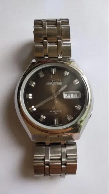 1975년제 SEIKO 5ACTUS 6106-8680 23석 정품 벨트