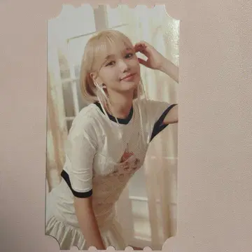 LE SSERAFIM SPECIAL CAFE 2024 채원