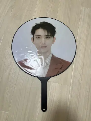 SEVENTEEN 조슈아 부채
