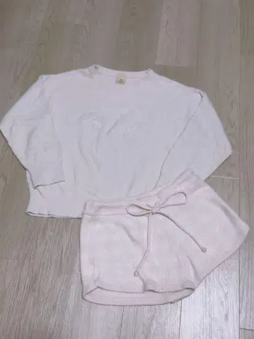 젤라또피케 로고 풀오버 + 라이트 핑크 체크 숏팬츠 SET