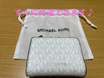 MICHAEL KORS 이단 접이식 지갑 화이트