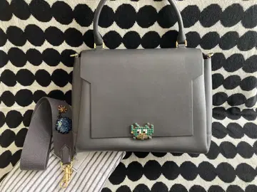 안야 힌드마치 백 BATHURST 인베이더 바사스트