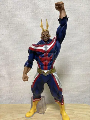 올마이트 피규어 약 30cm 라스트 원 상반된 마음