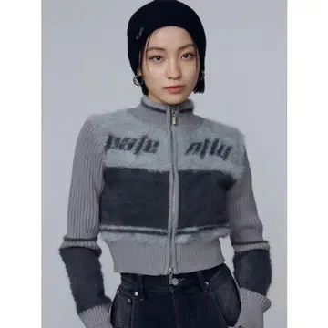 EMODA 샤기 지퍼 니트