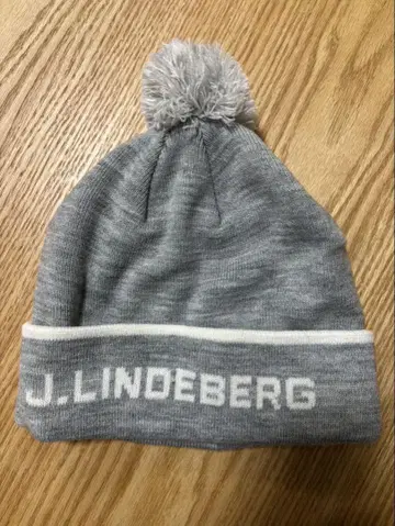 J.LINDEBERG 그레이 니트 모자 폼폼 포함